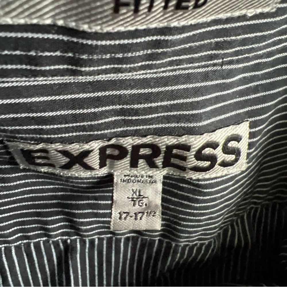 Express Men’s Black/white Fitted Longsleeve Striped Button Up Size XL 17-17.5 - Picture 13 of 15